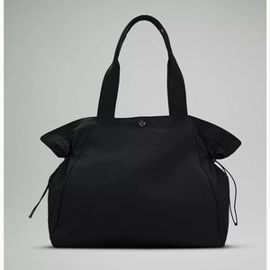 Lululemon bag